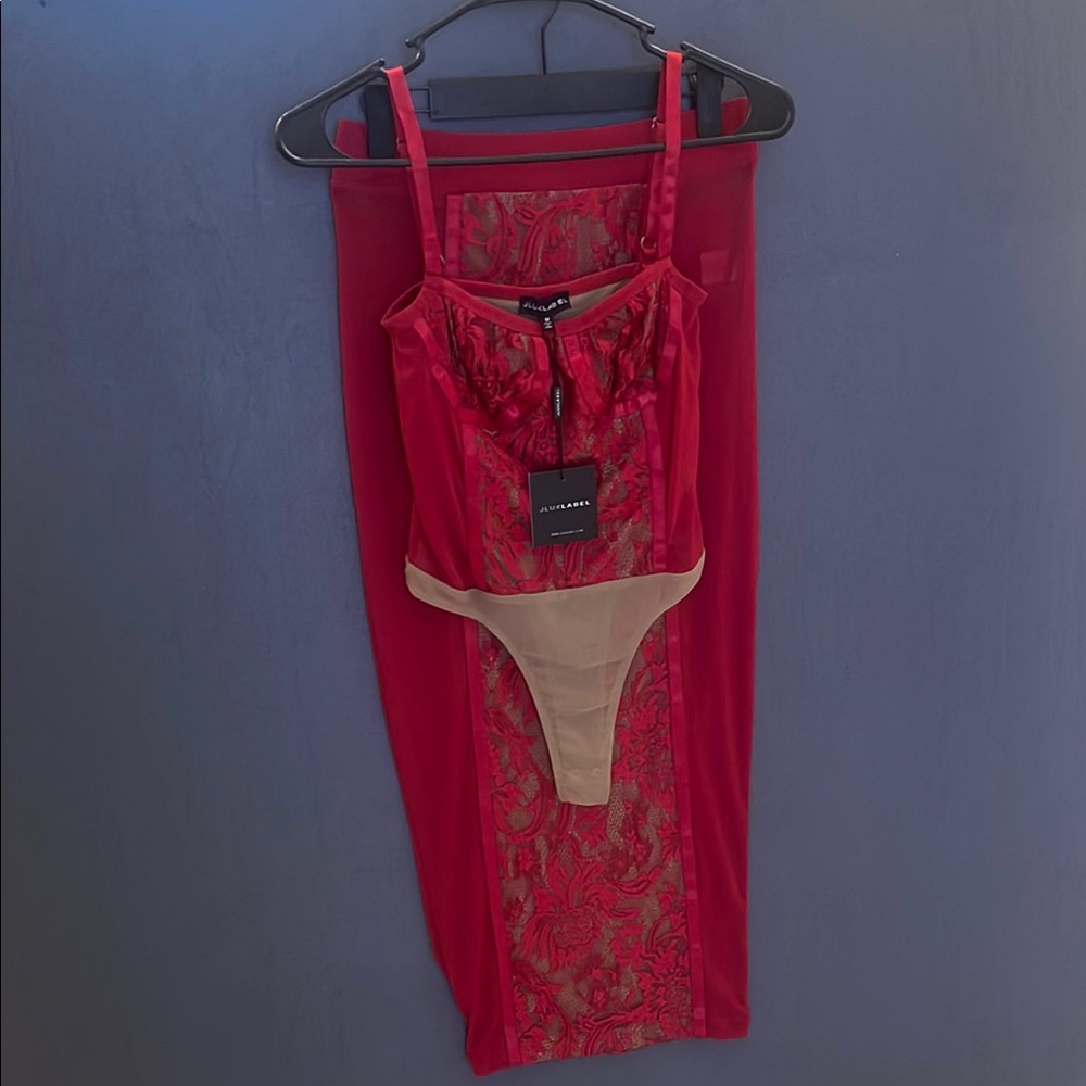 NWT JLUXLABEL Scarlet Lace Bustier